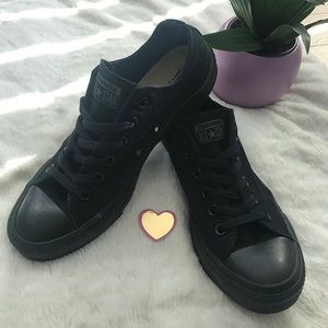 CONVERSE | Black Chuck Taylor All Star Shoes